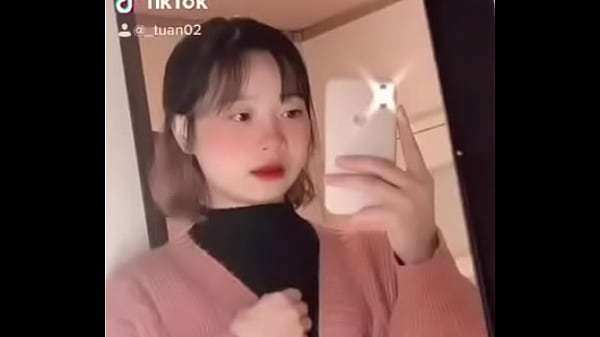 Tiktok Gadis Seksi Asal China Yang Menggoda