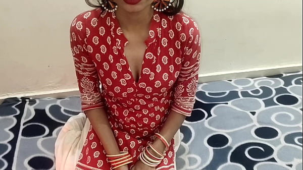 Desi Gaon Ki Bhabhi Ne Parlour Officer Ki Khulti Chut Mein Apna Mota Lund Ghusa Kar Choda, Jab Usne Rishwat Mangne Se Inkar Kiya