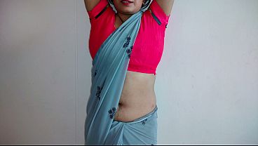 प्रिया का पुराना बॉयफ्रेंड उसकी सास के सामने Xnxx देखते हुए ससुराल में चोदाई करता है
