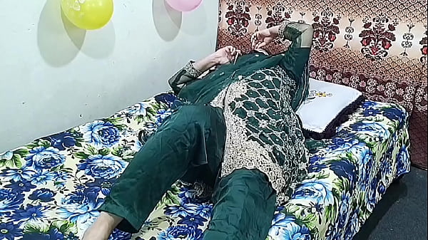Wanita India Yang Sudah Menikah Panggil Pemuda Untuk Bercinta Kasar Dengan Suara Hindi Yang Menggoda