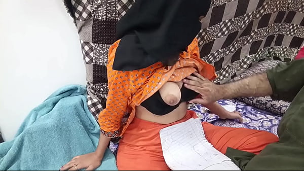 Gadis Berjilbab Dari Pakistan Digoyang Ganas Oleh Guru Lesnya