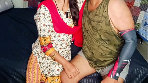 Mami Ko Paisa Kamane Ka Mast Tarika Bataya Aur Phir Uske Bhanje Ne Uski Chudaai Ki