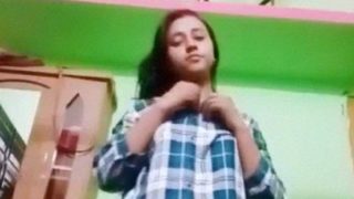 Video Bugil Cewek Bangladesh Yang Bocor, Goyang-goyang Tanpa Busana, Bikin Nafsu Naik.