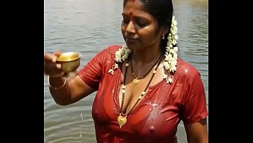 Desi Bhabhi Ai Jadi Bikin Anget, Siap Manasin Pikiran Lo.