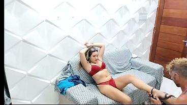 Ibu Mertuaku Yang Masih Muda Sendirian Di Rumah Dan Haus, Aku Datang Dan Dia Langsung Merayuku Untuk Menikmati Bokong Ketatnya Sampai Aku Membanjirinya. Vagninho Dan Vivi Si Nakal.
