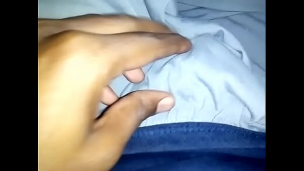 Ayesha Singh, Si Cewek Seksi Yang Bikin Lo Pengen Ngerasain Setiap Sentuhan Di Kulitnya.