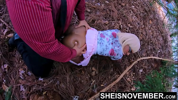 Gadis Tiriku Yang Polos, Msnovember, Dihardcore Di Hutan Oleh Ayah Tirinya Dengan Kontol Besar