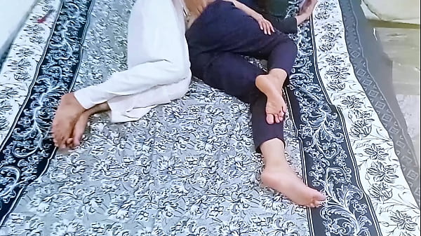 Desi Lugu Manis Yang Polos Akhirnya Ngerasain Pertama Kali, Video Desi Cewek Kampung Pertama Kali Ngewe