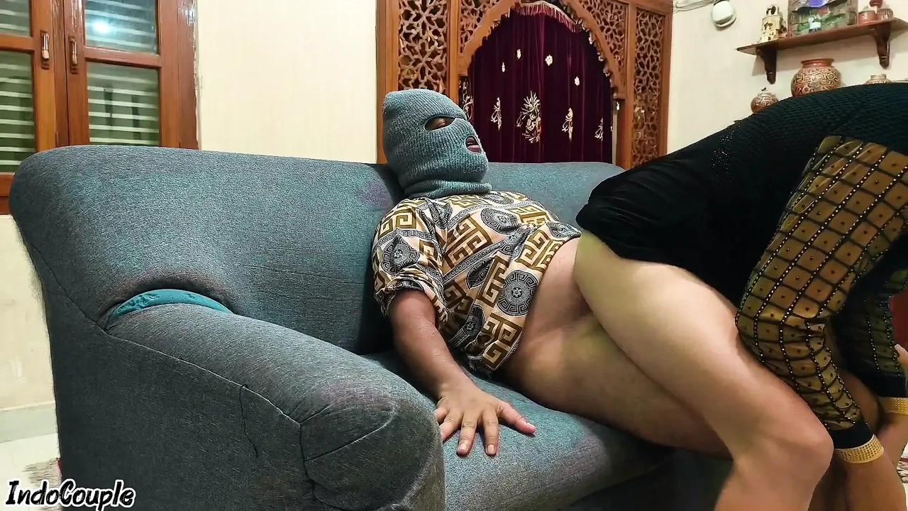 Video Viral Suami Pakistan Berhijab Indonesia Di Jakarta
