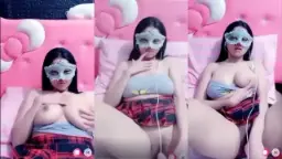 Bintang Baru Colmek, Gerakan Tangan Bikin Klepek-klepek