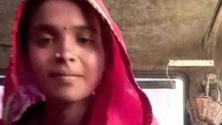 Video Desa India, Cewek Lagi Colmek Pakai Terong, Bikin Makin Basah