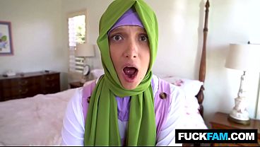 Hijab Panas Ngerasain Kontol Pertama Kali, Izzy Lush Sama Donnie Rock