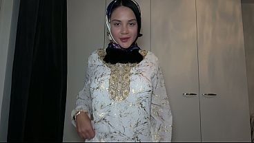 Pov – Ngewein Adik Tiri Muslimah Berjilbab, Romantis Banget Sampai Mampus