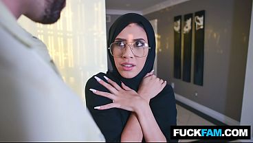 Hijabis Celah Keperawanan Malaikat Del Rey, Siap Ditusuk Keras