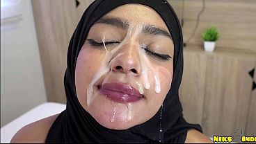 Ngentot Keras Cewek Jilbab Abg Sampai Muncrat Keluar
