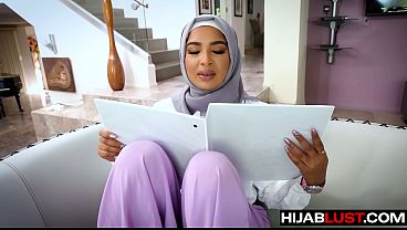 Hijab Ngentot Belajar Nge-blow Biar Makin Akrab Sama Kontol