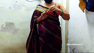 Bhabhiku Pake Saree Panas, Siap Digebukin Di Ranjang.