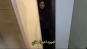 Hijabnya Dipasang, Tapi Pantatnya Digebukin Habis, Kontol Penuh Air Mani, Ngentot Brutal