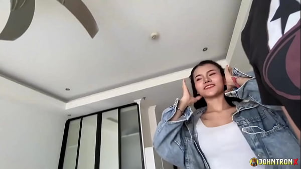 Johntronx – Ngentot Habis Di Dalam Sama Tante Thailand Muda Yang Nyepongnya Bikin Mampus