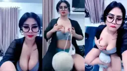 Sandra Cantik Mulus Ebot Binal Mango Live