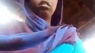 Video Desa, Si Jalang Kampung Lagi Main Sendiri, Bikin Basah Semua.