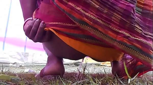 Desi Bulu Ketek Basah Kencing Di Pussy