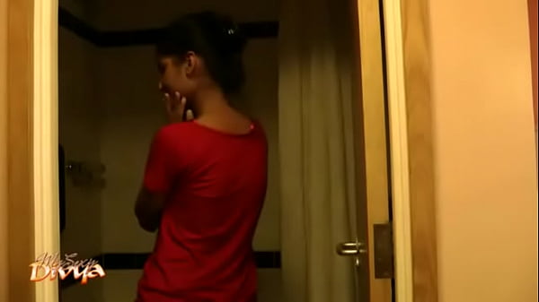 Tunjukkan Tubuh Bugil Pacar Indianku Tanpa Busana
