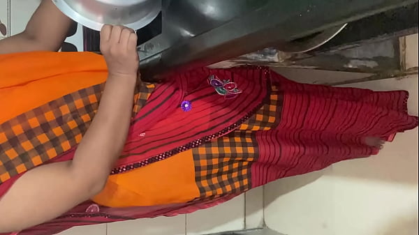 Bhabhi Ko Devar Ne Dapur Se Kamra Tak Le Jaake Choda, Viral Mms Hindi Mein Sexy Aawaz Ke Saath
