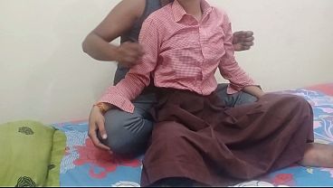 Gadis Desa Deshi Ngentot, Cewek Kolase Imut Mainin Memek Basah